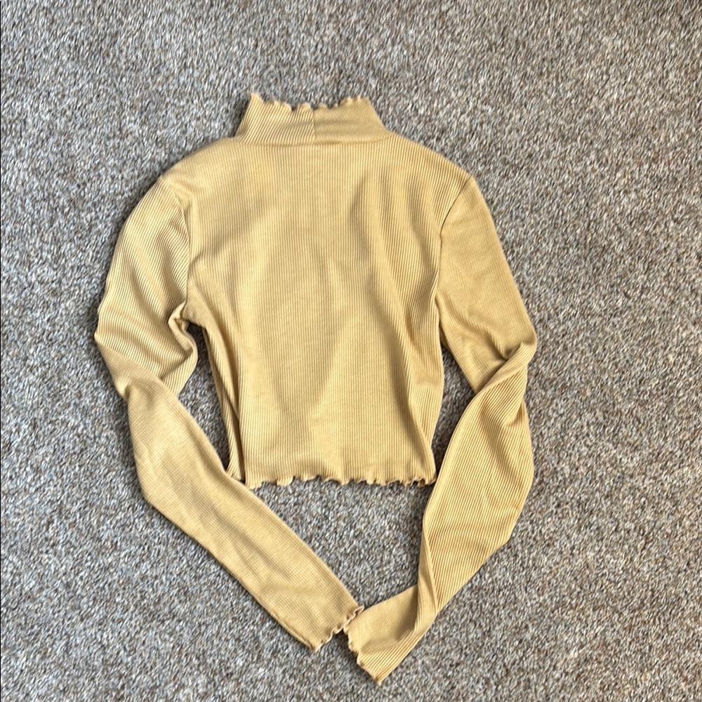 Double Zero Cream Ribbed Crop Blouse - Picture 2 of 4